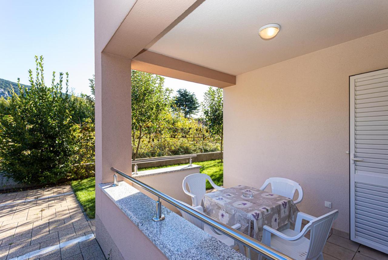 Apartments Crnekovic Jasna Baška Kültér fotó