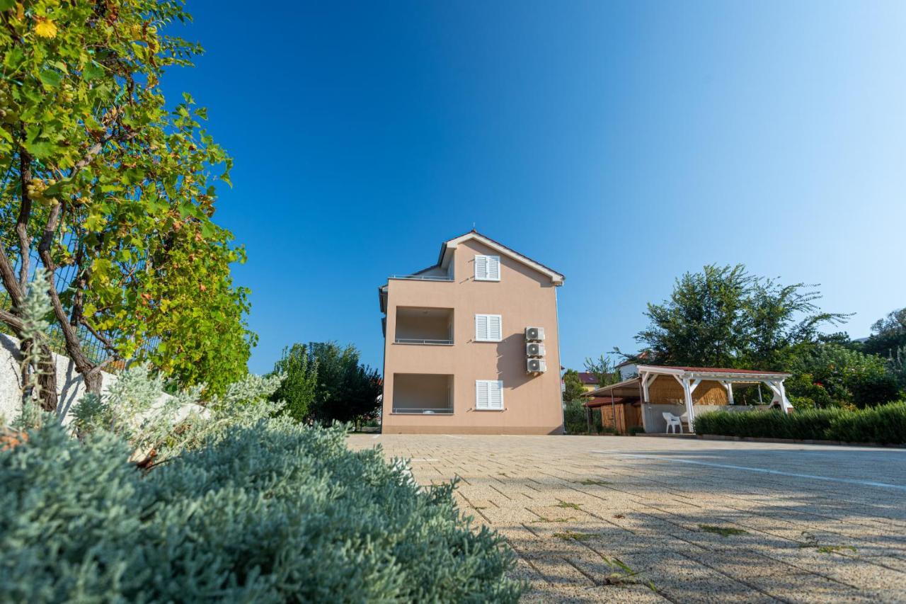 Apartments Crnekovic Jasna Baška Kültér fotó