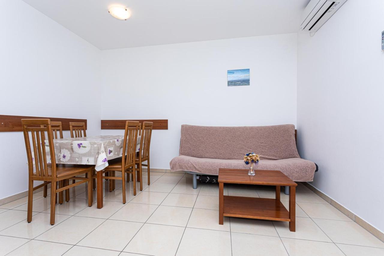 Apartments Crnekovic Jasna Baška Kültér fotó