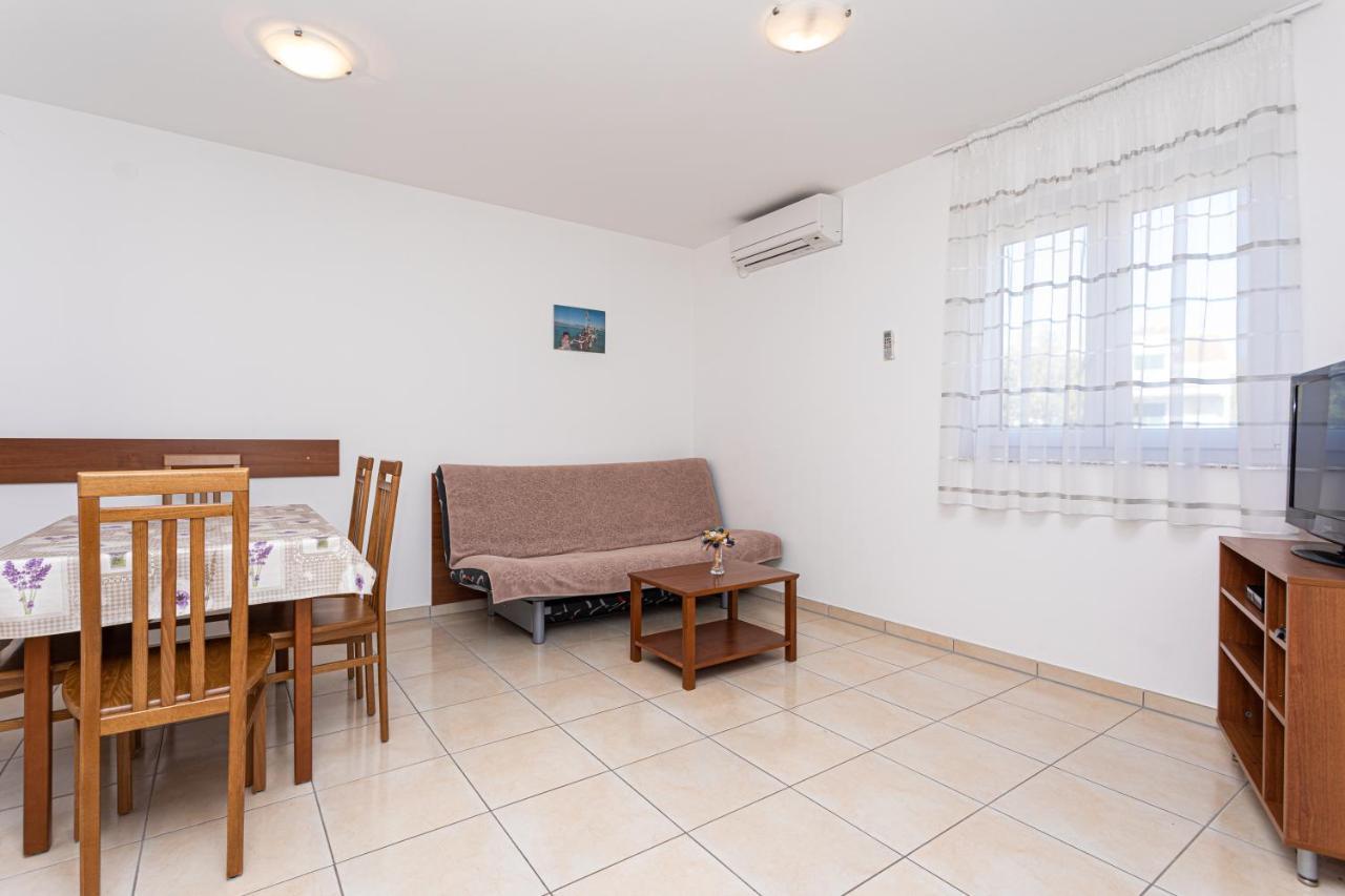 Apartments Crnekovic Jasna Baška Kültér fotó