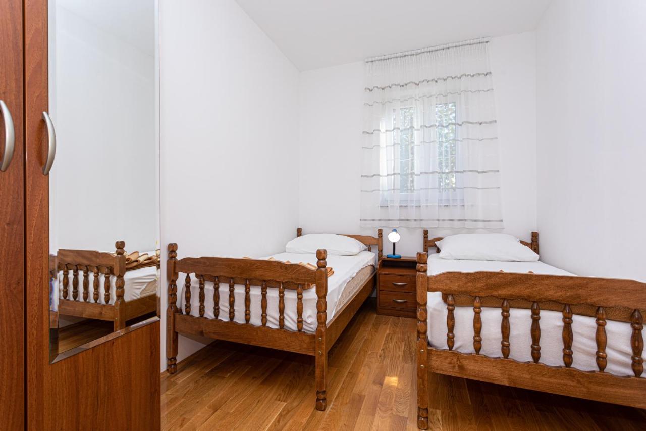 Apartments Crnekovic Jasna Baška Kültér fotó