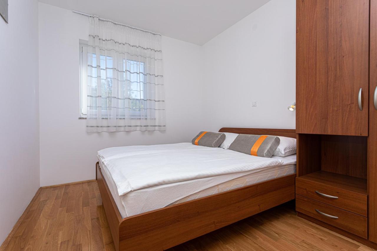Apartments Crnekovic Jasna Baška Kültér fotó