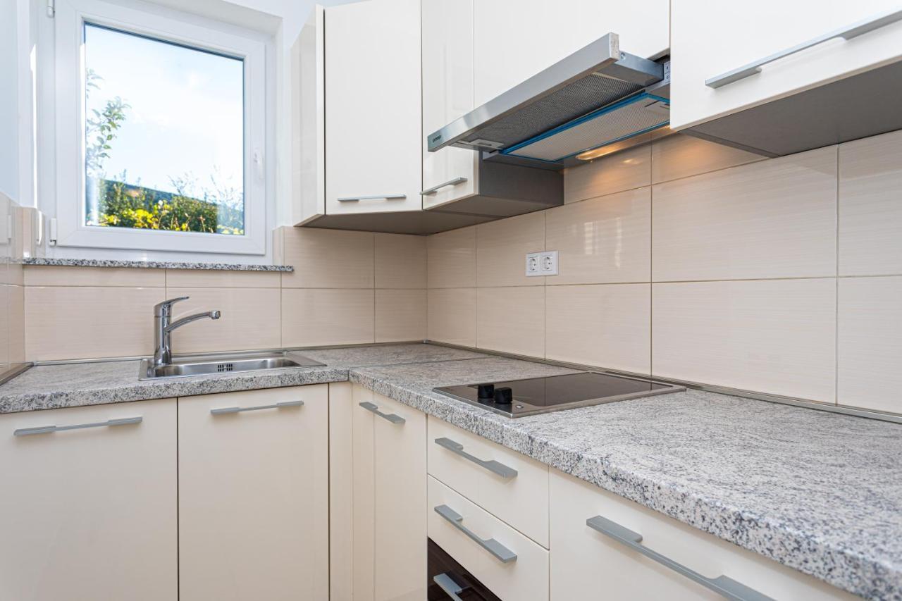 Apartments Crnekovic Jasna Baška Kültér fotó