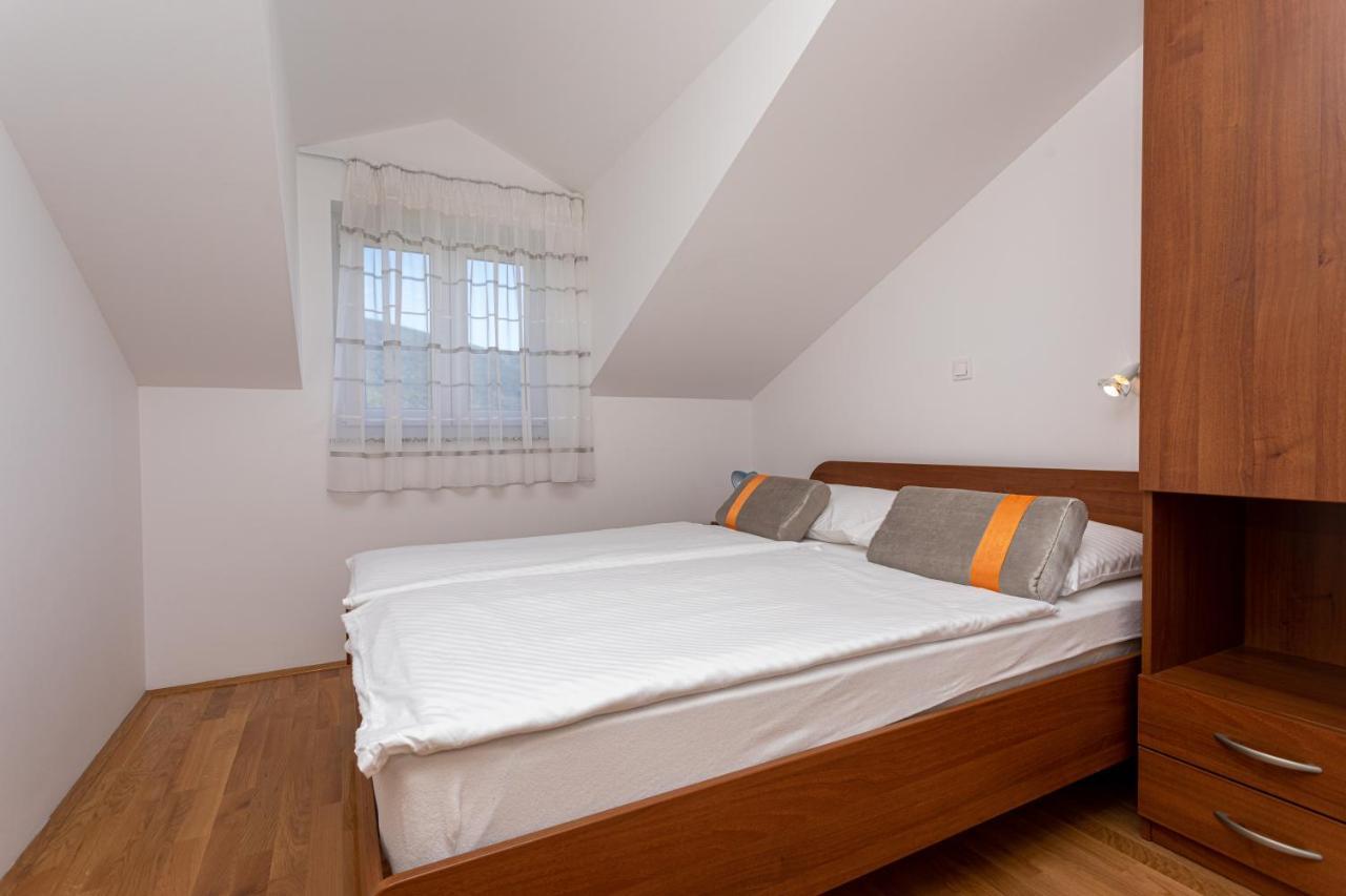 Apartments Crnekovic Jasna Baška Kültér fotó